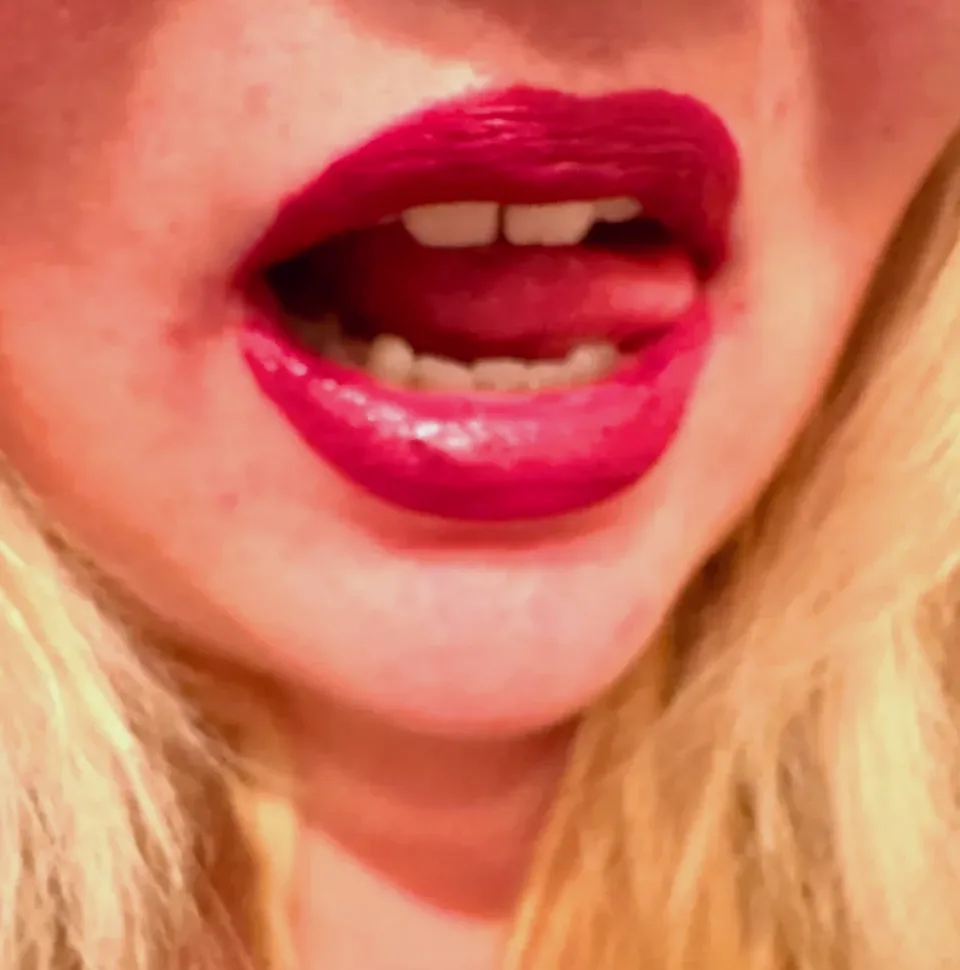 Cindy, 24