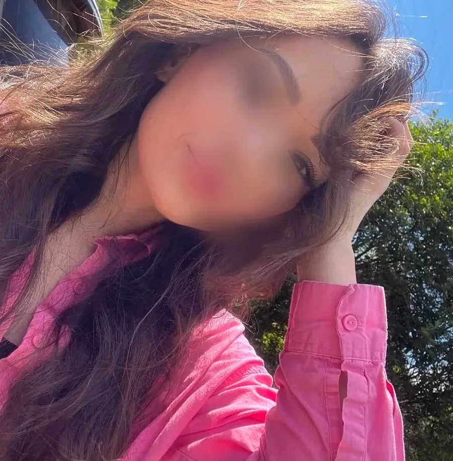 Guusje, 25