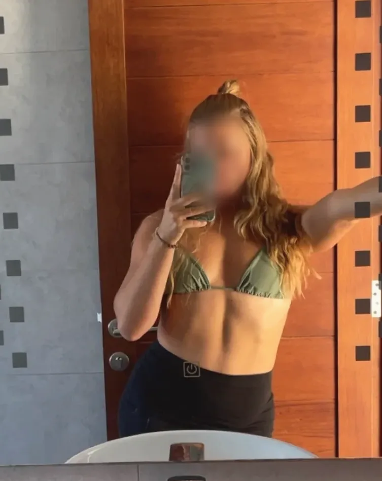 Ilse, 23