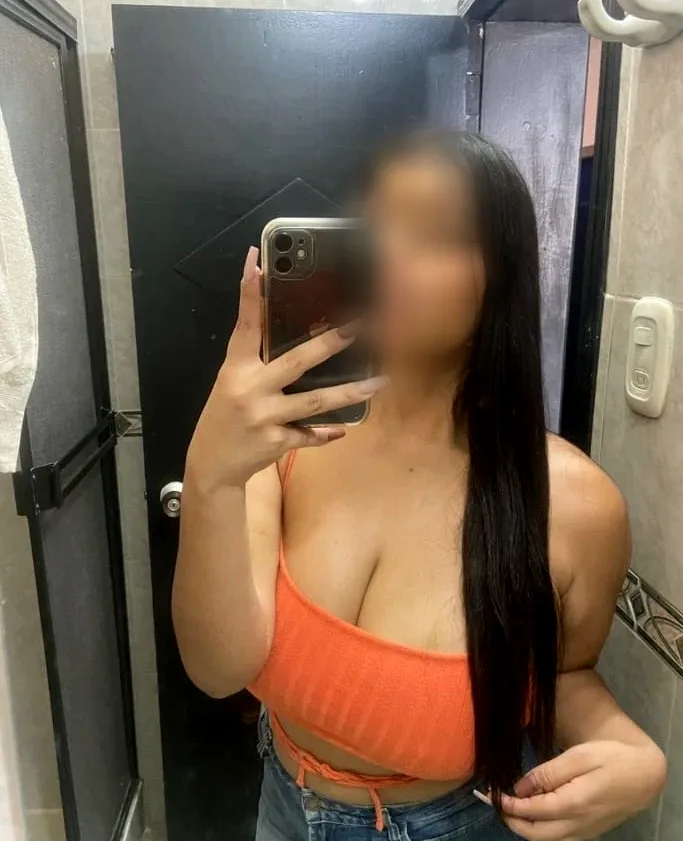 Meryem, 29